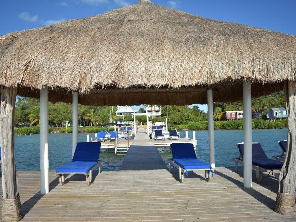 Caribbean Sunrise Villa Caye Caulker Exterior foto